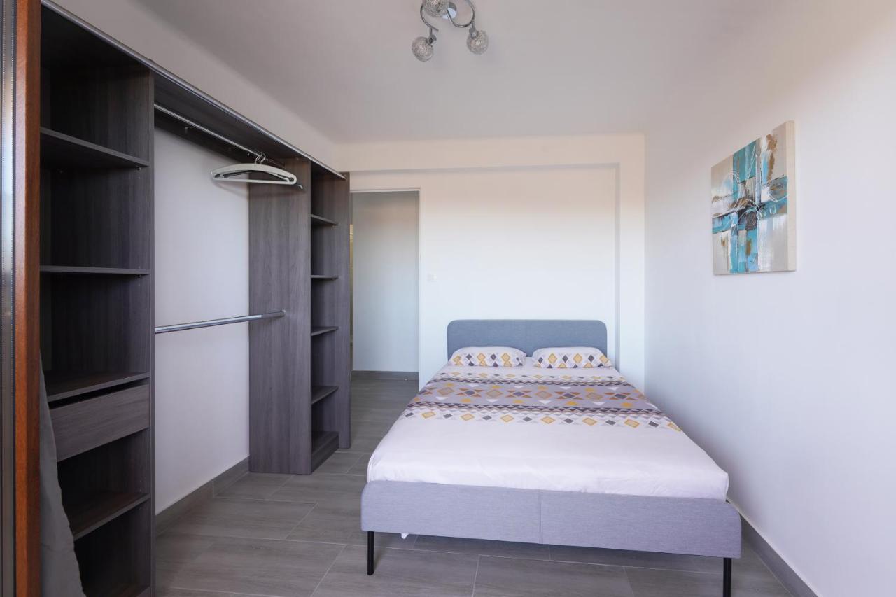 T4 Entierement Renove Proche Plage Toulon Luaran gambar